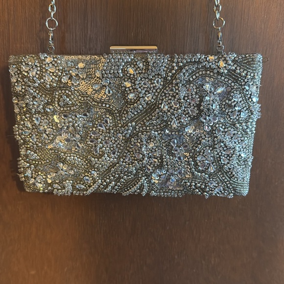 Glint embellished beaded silver evening clutch shoulder bag - Picture 2 of 4